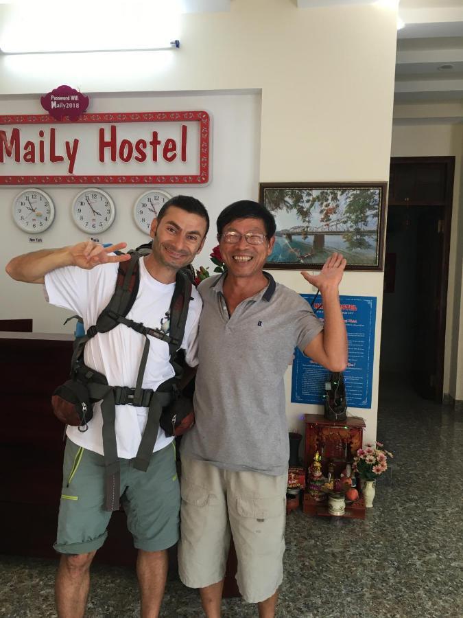 Maily Hostel Hué Eksteriør billede