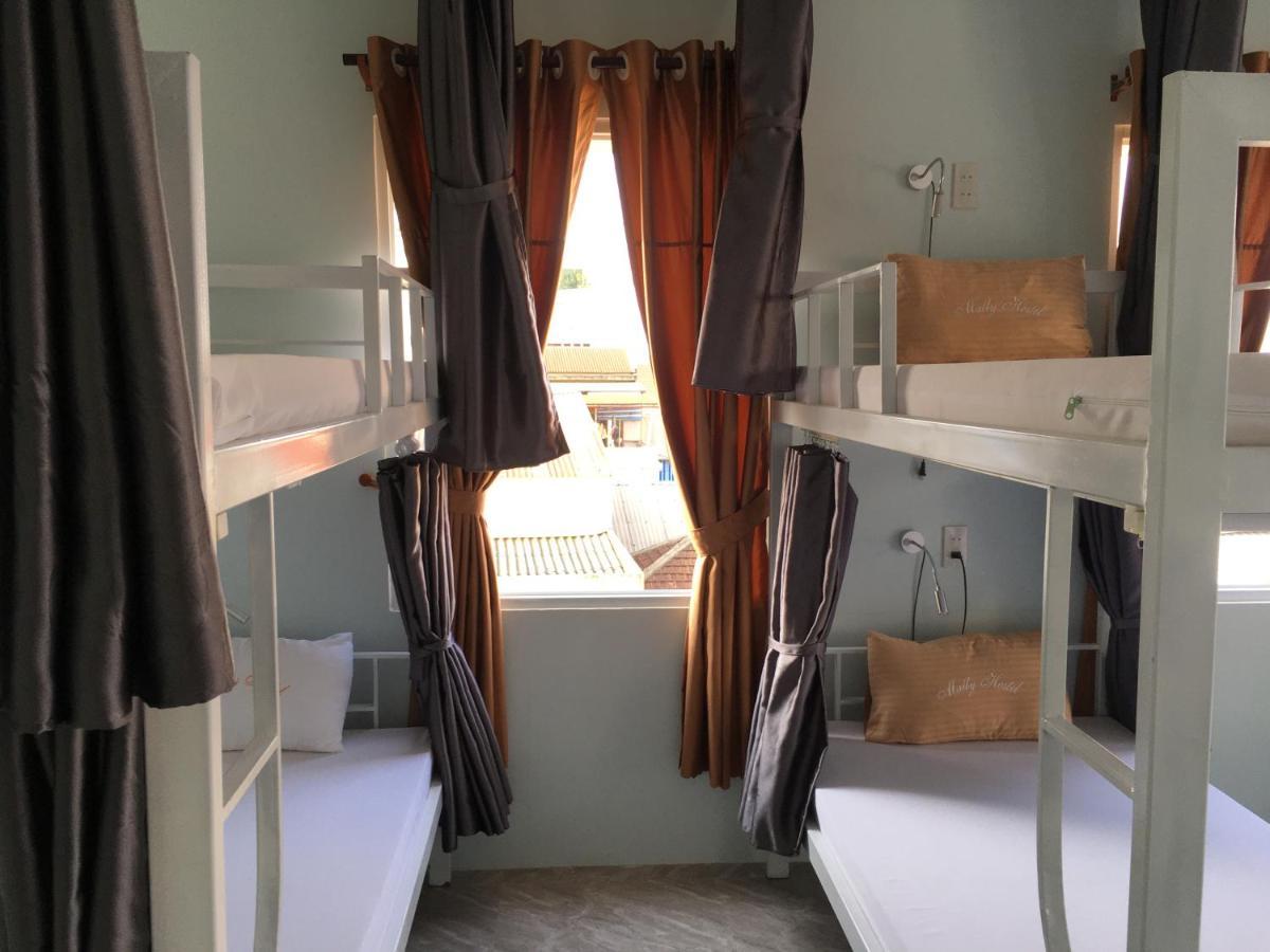 Maily Hostel Hué Eksteriør billede